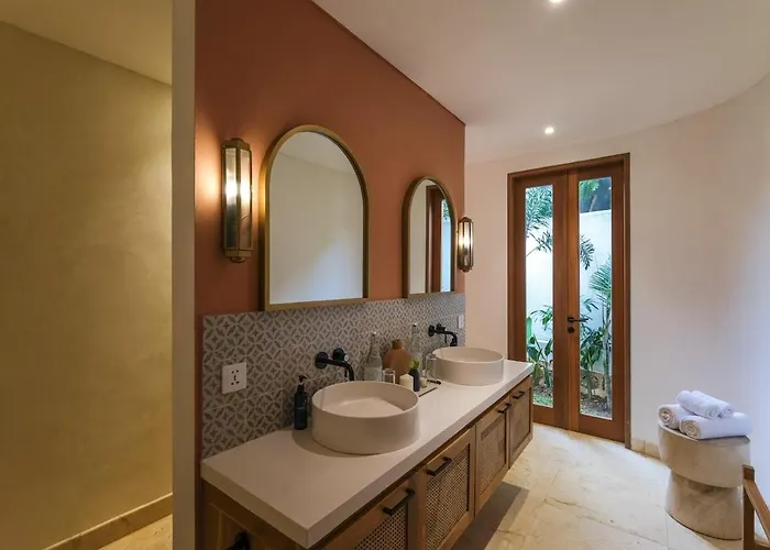 Ahura 5br Oceanview In Bingin Villa *