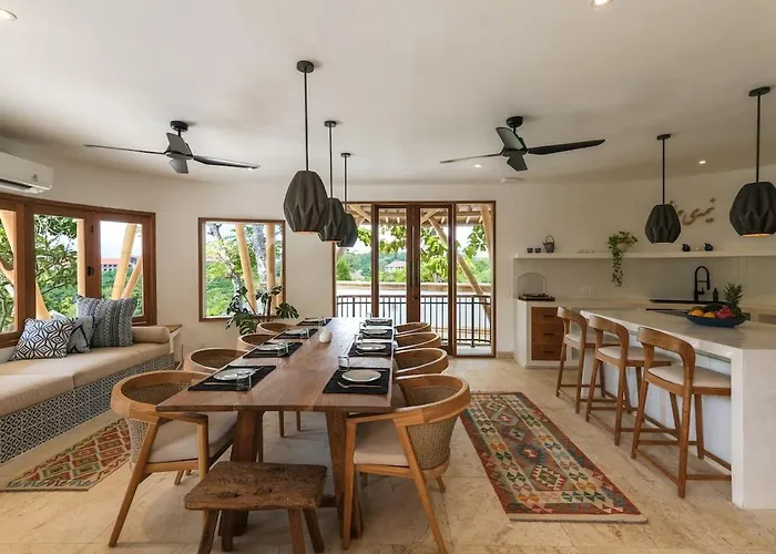 Ahura 5br Oceanview In Bingin *